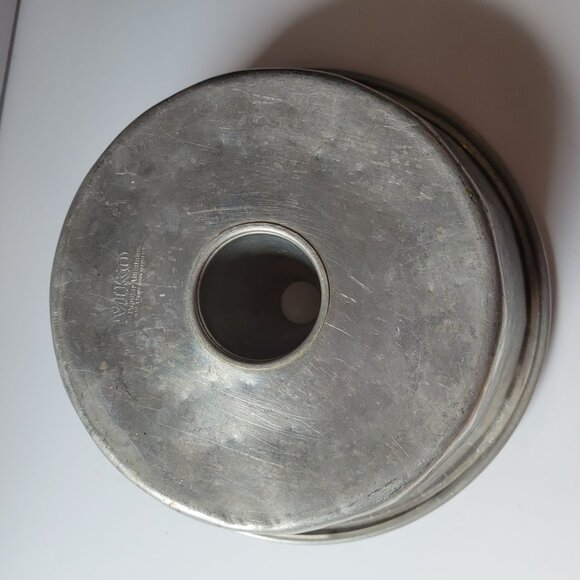 Vintage VIKO Aluminum Angel Food Cake Pan Tube Bundt Baking Mold Made In USA - Picture 4 of 7